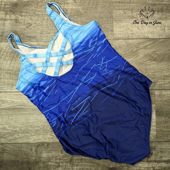Aleumdr Cross Back One Piece Swimsuit Size L - Picture 6 of 6